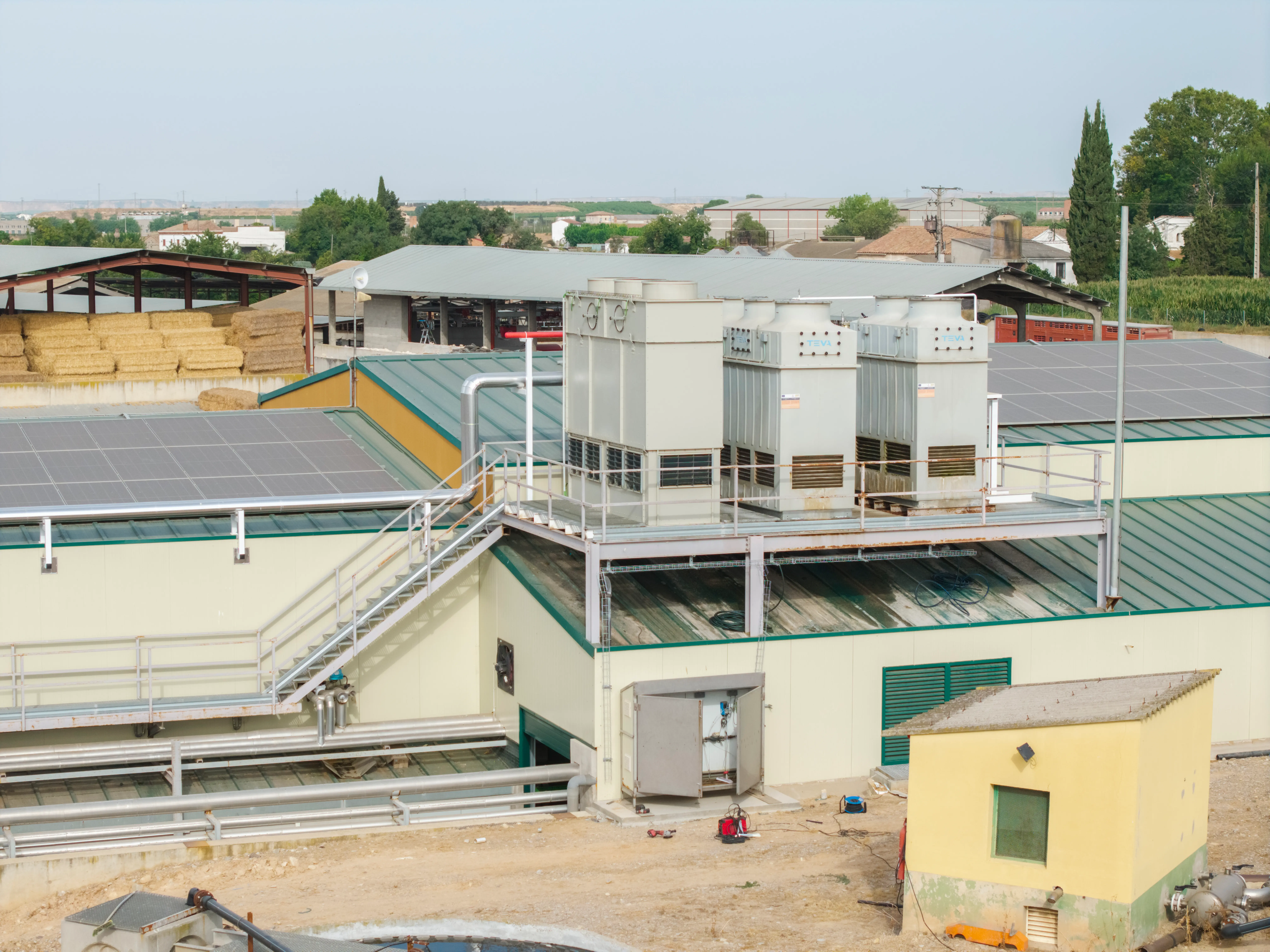 Secaderos y cámaras para la industria cárnica.